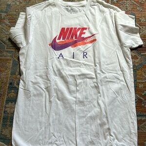 Nike tshirt